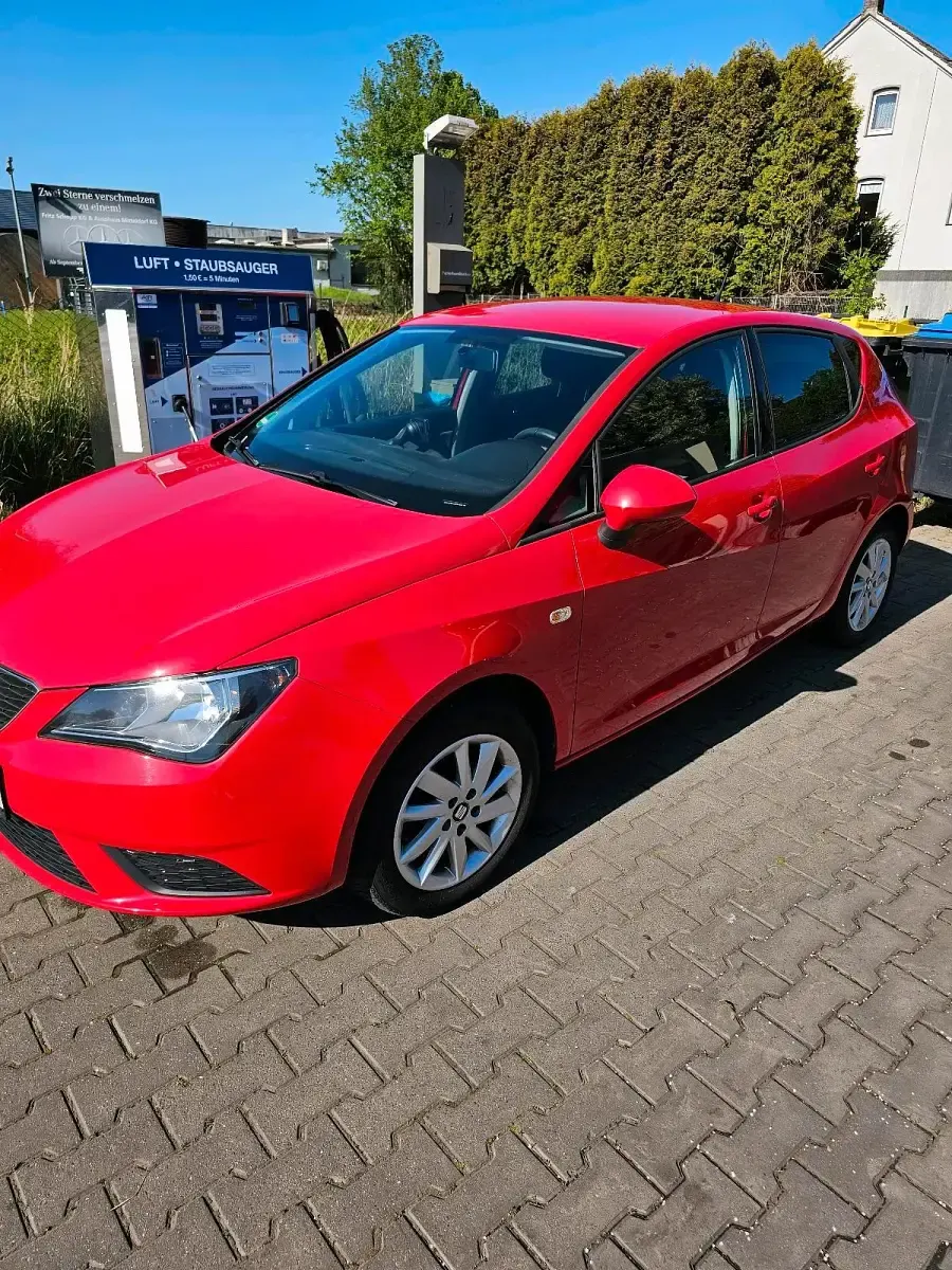 Second-hand Seat Ibiza 69 CP (50 kW) 2014 Roșu Hatchback