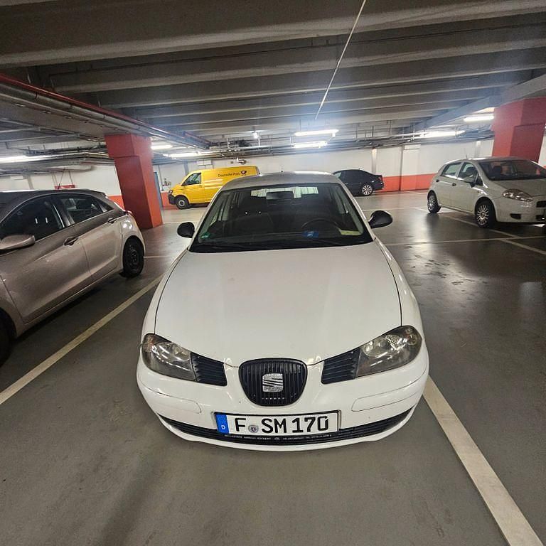 Weiß Gebraucht 2007 Seat Ibiza Comfort Limousine | 1.800 € (Fairer Preis) - Bild 1/4