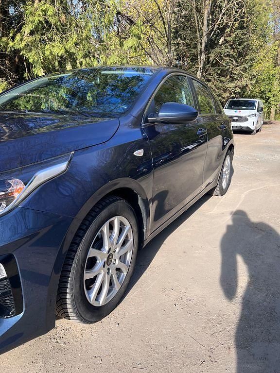 Gebraucht Kia Ceed Attract 99 PS (72 kW) 2019 Blau Kleinwagen