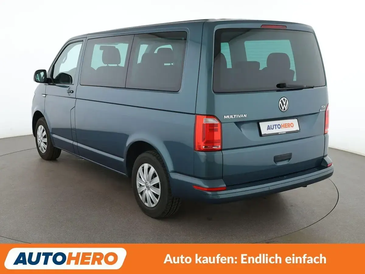 Gebraucht VW Multivan Trendline 102 PS (75 kW) 2016 Grün Van / Kleinbus