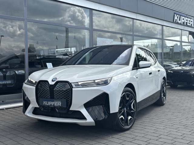 Andere Gebraucht 2023 BMW iX Comfort Edition SUV | 72.900 € - Bild 1/4