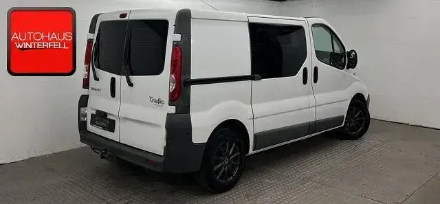 Gebraucht Renault Trafic 90 PS (66 kW) 2012 Weiß Van / Kleinbus