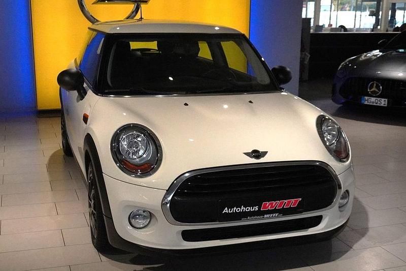 Weiß Gebraucht 2015 Mini ONE Kleinwagen | 5.999 € (Fairer Preis) - Bild 1/4