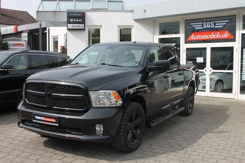 Schwarz Gebraucht 2017 Dodge Ram Abholung | 29.300 € (Guter Preis) - Bild 1/4