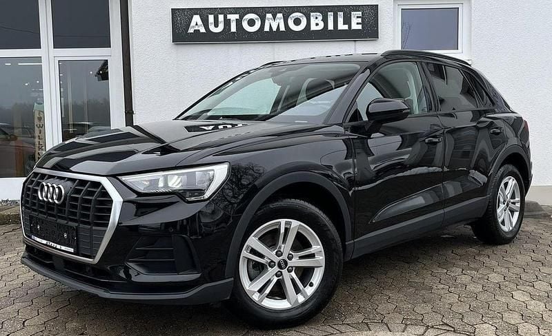 Gebraucht Audi Q3 150 PS (110 kW) 2024 Schwarz SUV