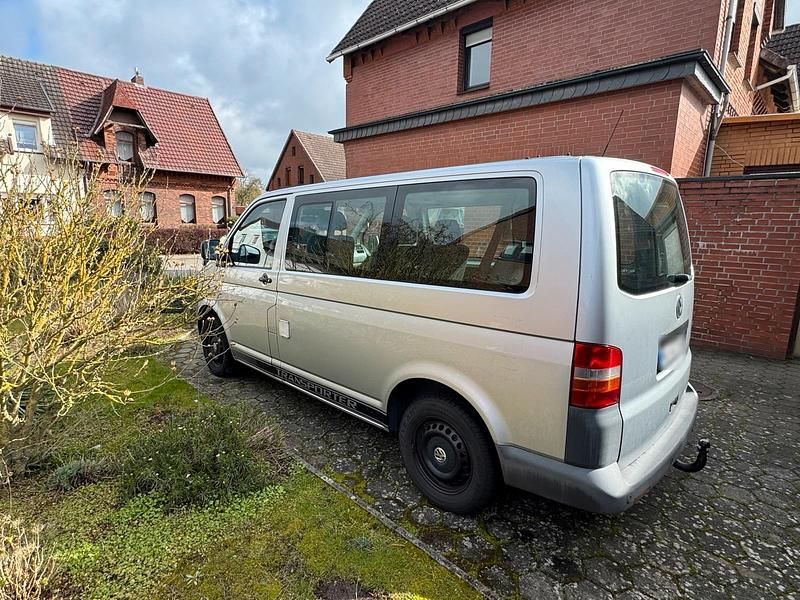 Gebraucht VW Transporter 96 PS (70 kW) 2005 Grau Van