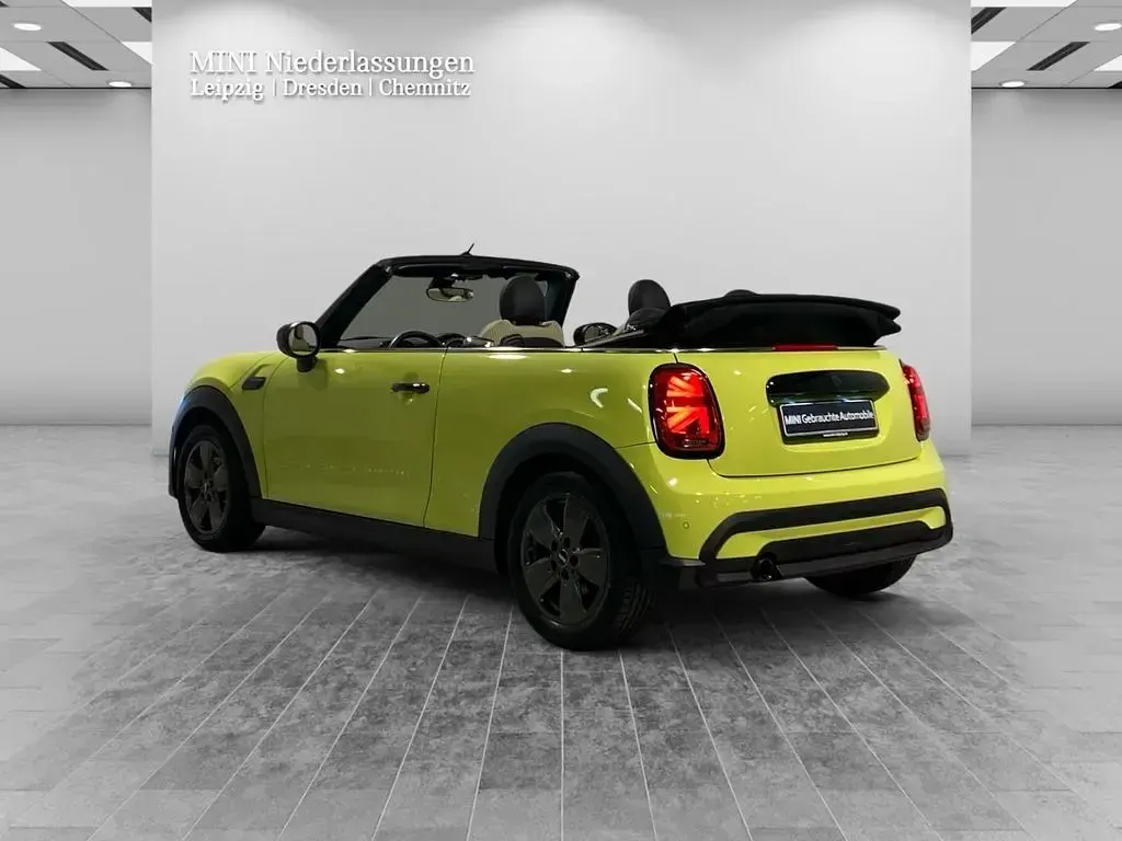Gebraucht Mini Cooper Cabriolet 136 PS (100 kW) 2022 Gelb Cabrio