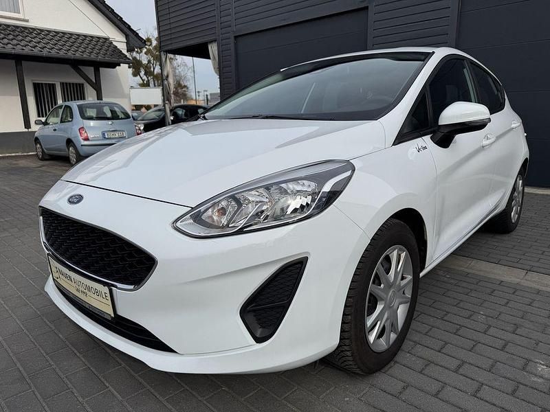 Gebraucht Ford Fiesta Trend 86 PS (63 kW) 2018 Weiß Kleinwagen