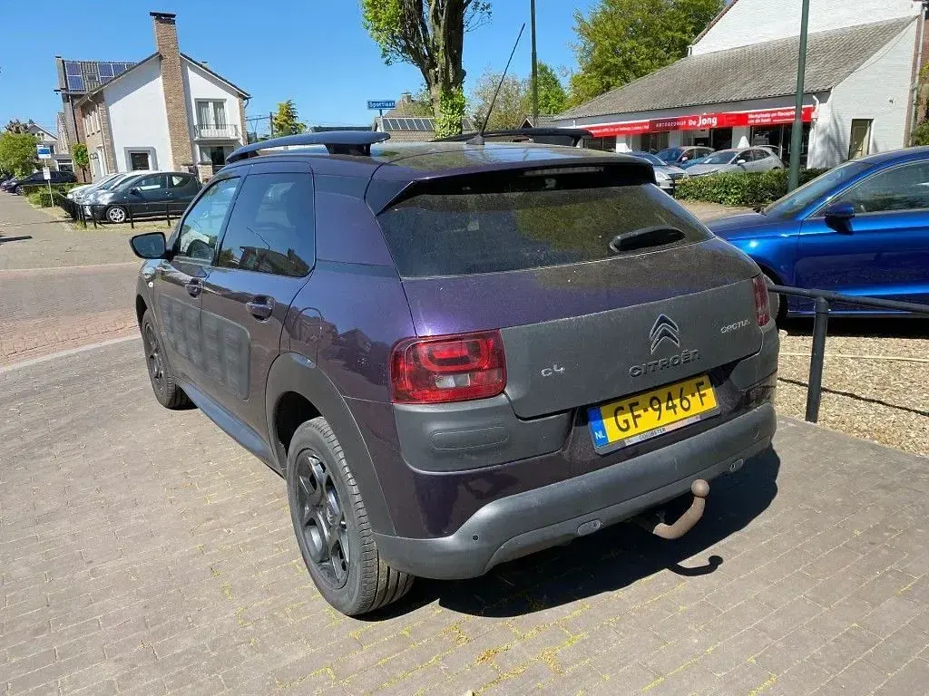 Gebraucht Citroën C4 PureTech 82 PS (60 kW) 2015 Violett SUV