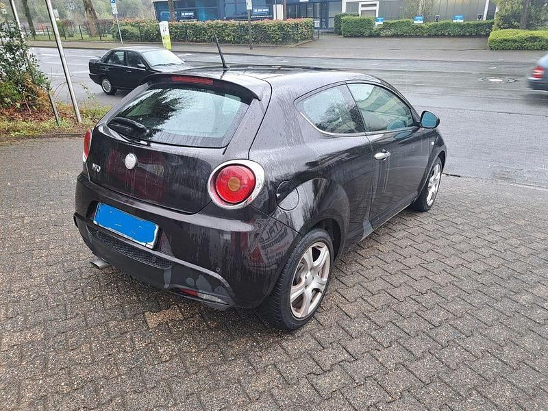 Gebraucht Alfa Romeo MiTo Turismo 95 PS (69 kW) 2009 Schwarz Kleinwagen