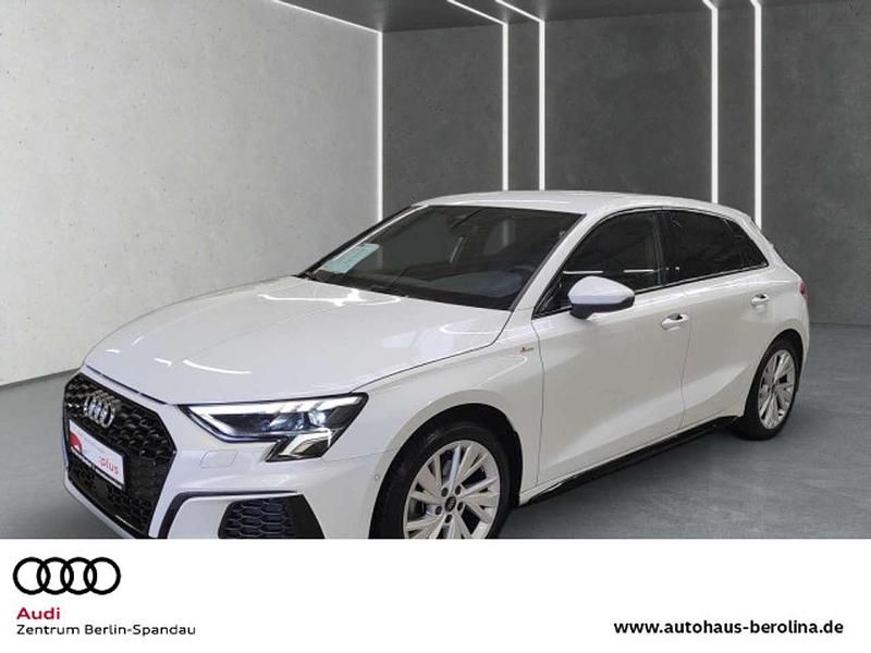 Gletscherweiß metallic Gebraucht 2024 Audi A3 S-Line Limousine | 32.980 € (Guter Preis) - Bild 1/4