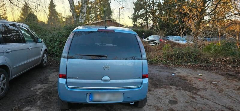 Blau Gebraucht 2010 Opel Meriva Van / Kleinbus | 3.099 € (Superpreis) - Bild 1/4
