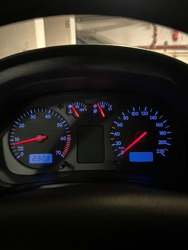 Gebraucht VW Golf IV 75 PS (55 kW) 2003 Schwarz Kleinwagen