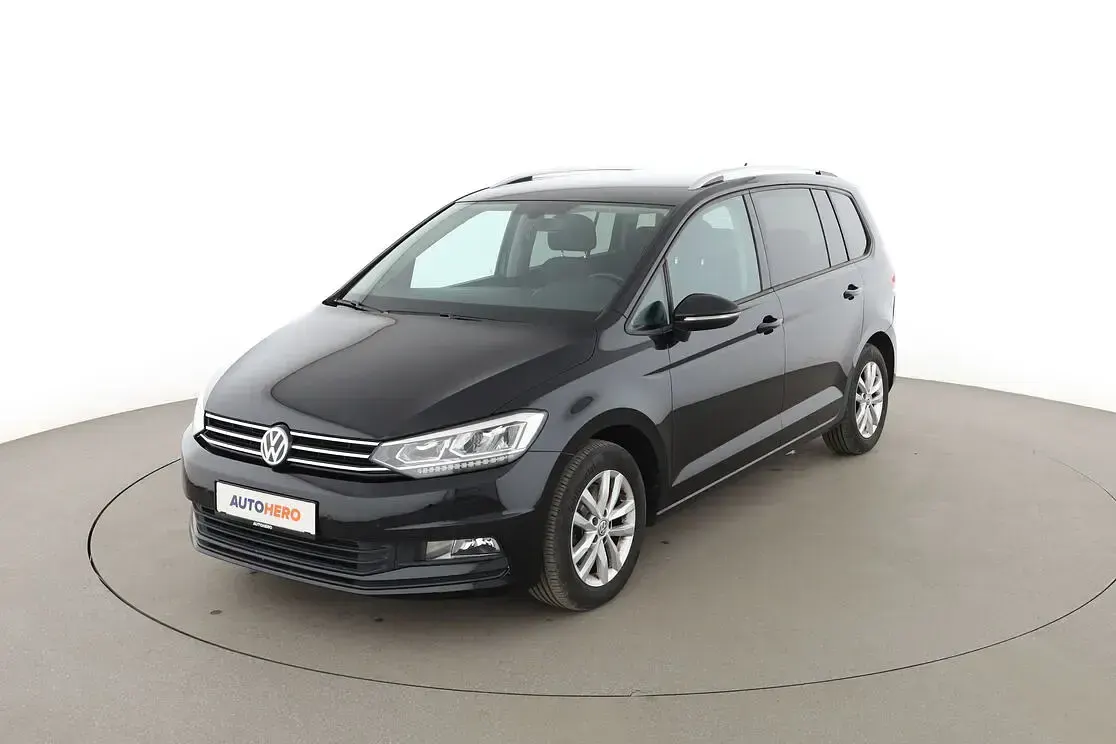 Gebraucht VW Touran Comfortline 150 PS (110 kW) 2017 Van / Kleinbus