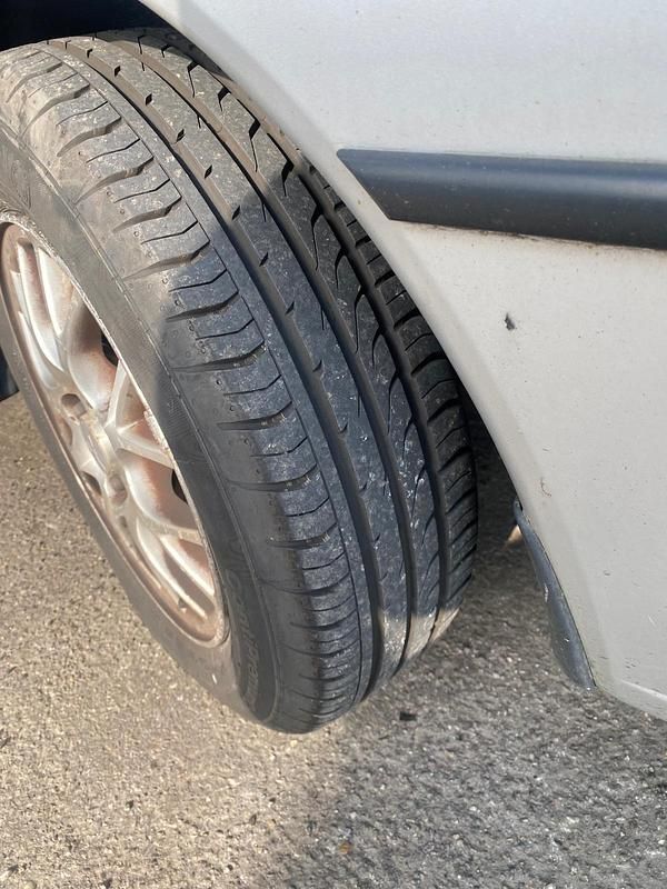 Gebraucht Mitsubishi Colt 75 PS (55 kW) 2003 Silber Kleinwagen