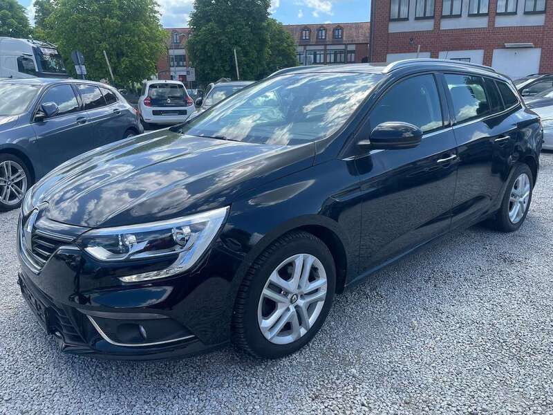 Sternenschwarz Gebraucht 2018 Renault Mégane GrandTour Business Kombi | 11.999 € (Superpreis) - Bild 1/4