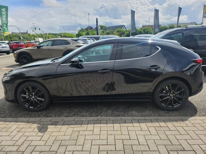 Neu Mazda 3 Homura-Line 122 PS (89 kW) 2025 Schwarz Limousine