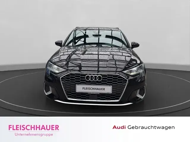 Gebraucht Audi A3 Advanced Plus 150 PS (110 kW) 2022 Schwarz Limousine