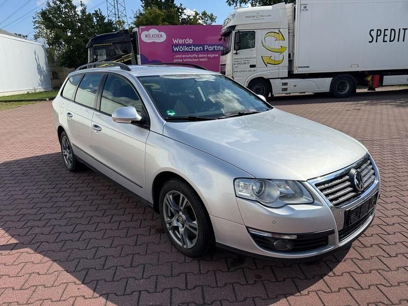 Gebraucht VW Passat Trendline 170 PS (125 kW) 2011 Silber Kombi