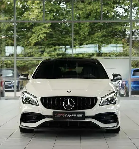 Gebraucht Mercedes CLA45 AMG AMG 381 PS (280 kW) 2016 Weiß Coupé