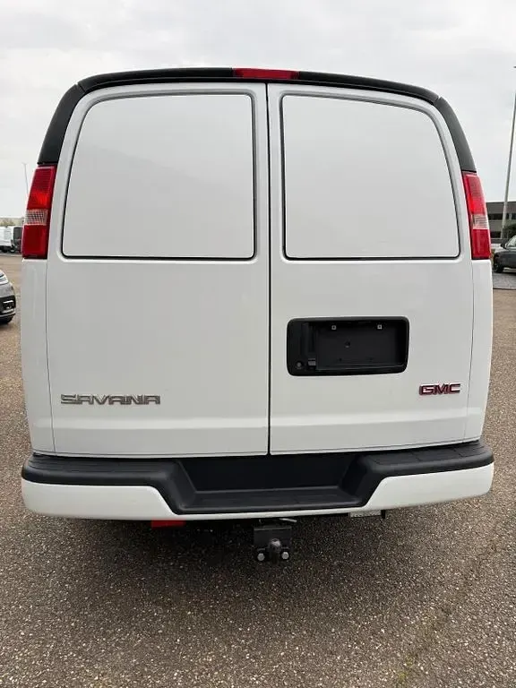 Gebraucht Chevrolet Express 400 PS (294 kW) 2021 Van / Kleinbus