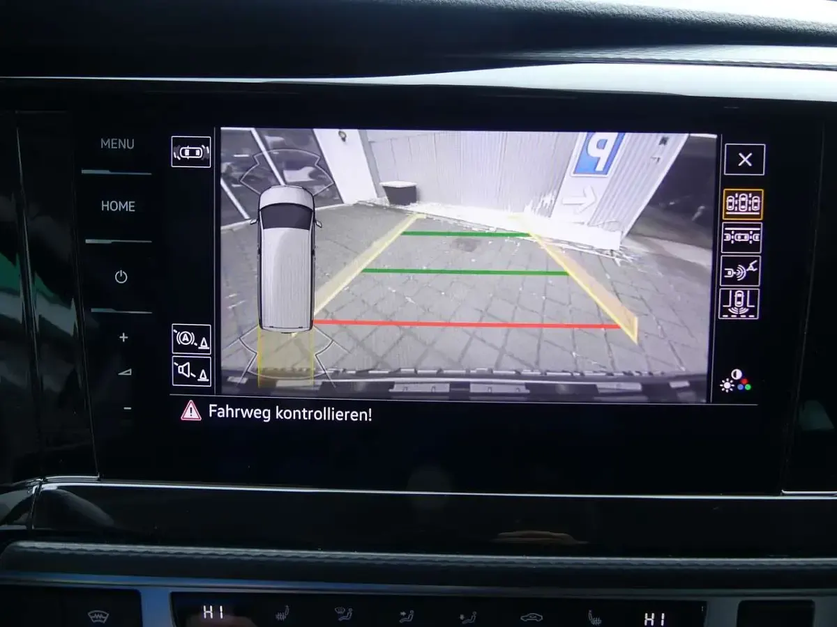 Gebraucht VW Caravelle 204 PS (150 kW) 2023 Schwarz Van