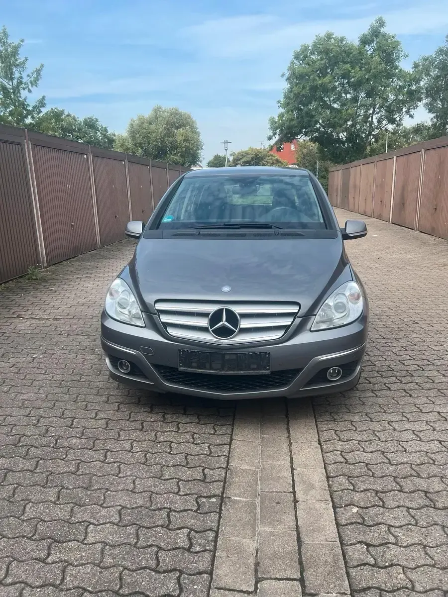 Gebraucht Mercedes B200 130 PS (95 kW) 2008 Van / Kleinbus