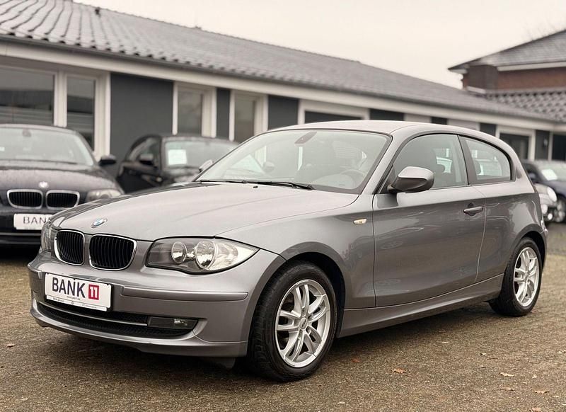 Gebraucht BMW 116 Advantage 116 PS (85 kW) 2010 Grau Kleinwagen
