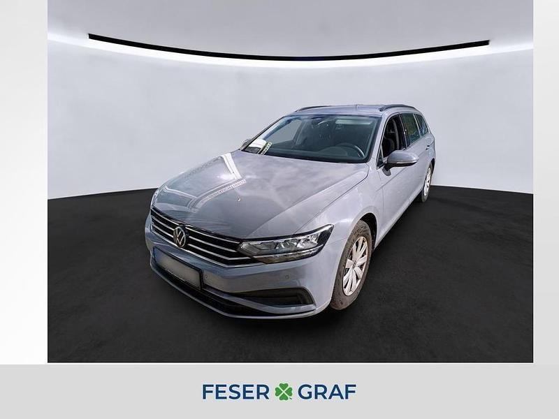 Grau Gebraucht 2022 VW Passat Kombi | 18.940 € (Superpreis) - Bild 1/4