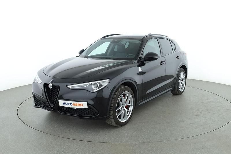 Schwarz Gebraucht 2021 Alfa Romeo Stelvio Sprint SUV | 27.490 € - Bild 1/3