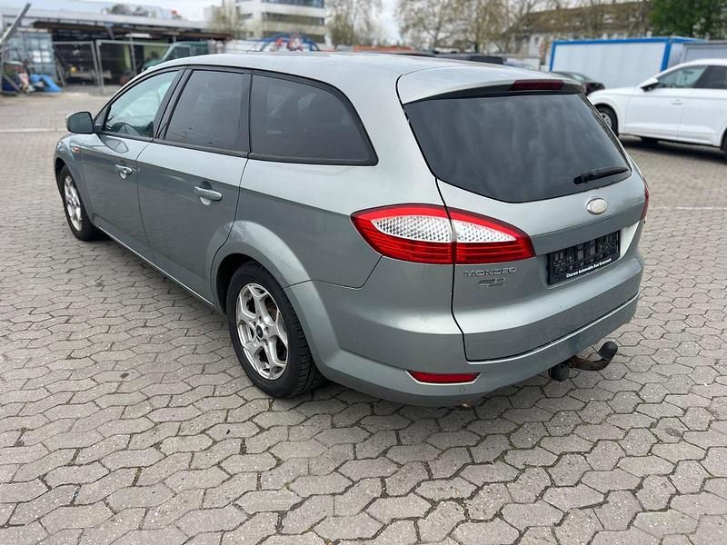 Gebraucht Ford Mondeo 150 PS (110 kW) 2009 Grau Kombi