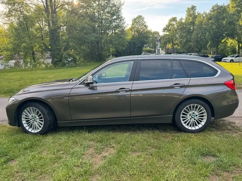 Gebraucht BMW 320 184 PS (135 kW) 2014 Braun Kombi