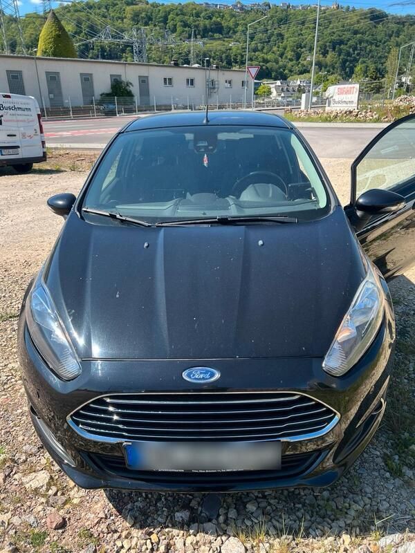 Schwarz Gebraucht 2014 Ford Fiesta Kleinwagen | 4.290 € (Fairer Preis) - Bild 1/4