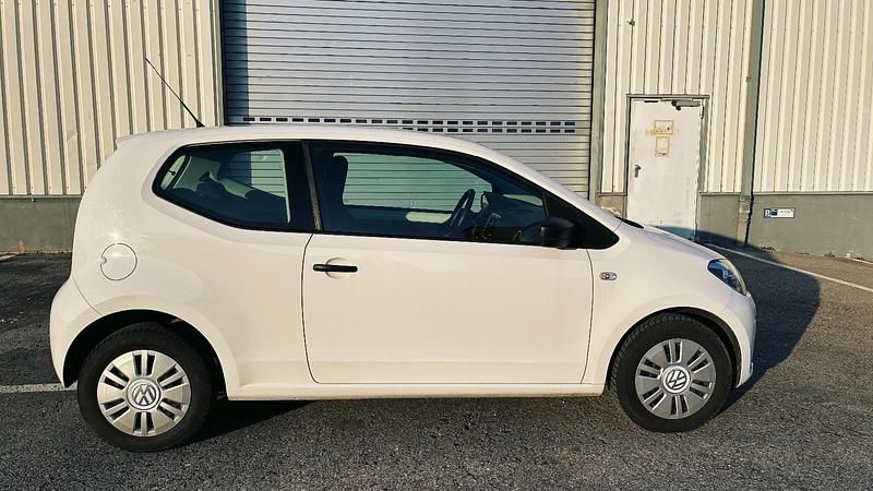 Gebraucht VW up! 60 PS (44 kW) 2012 Weiß Kleinwagen