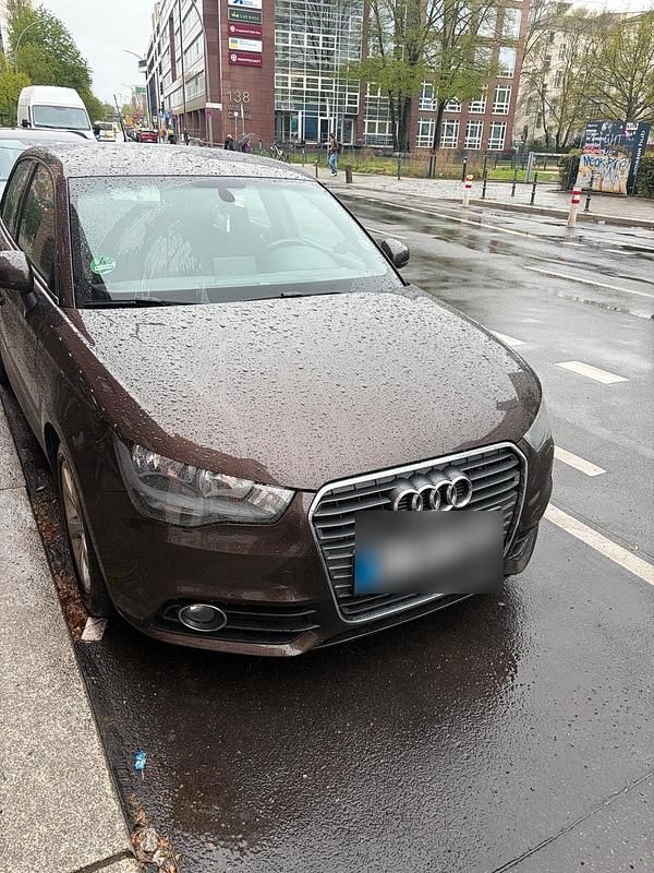 Second-hand Audi A1 86 CP (63 kW) 2012 Maro Hatchback