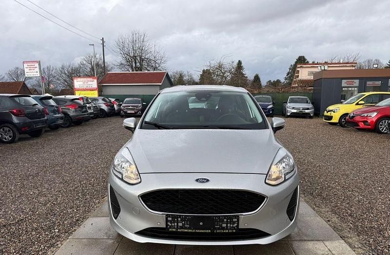 Gebraucht Ford Fiesta Cool & Connect 71 PS (52 kW) 2018 Silber Kleinwagen