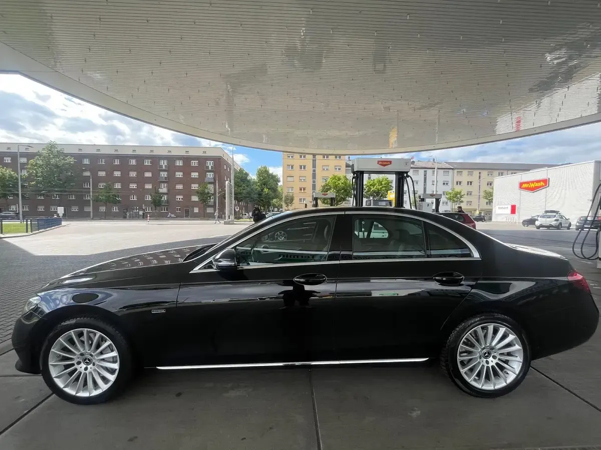 Gebraucht Mercedes E350 286 PS (210 kW) 2018 Schwarz Limousine