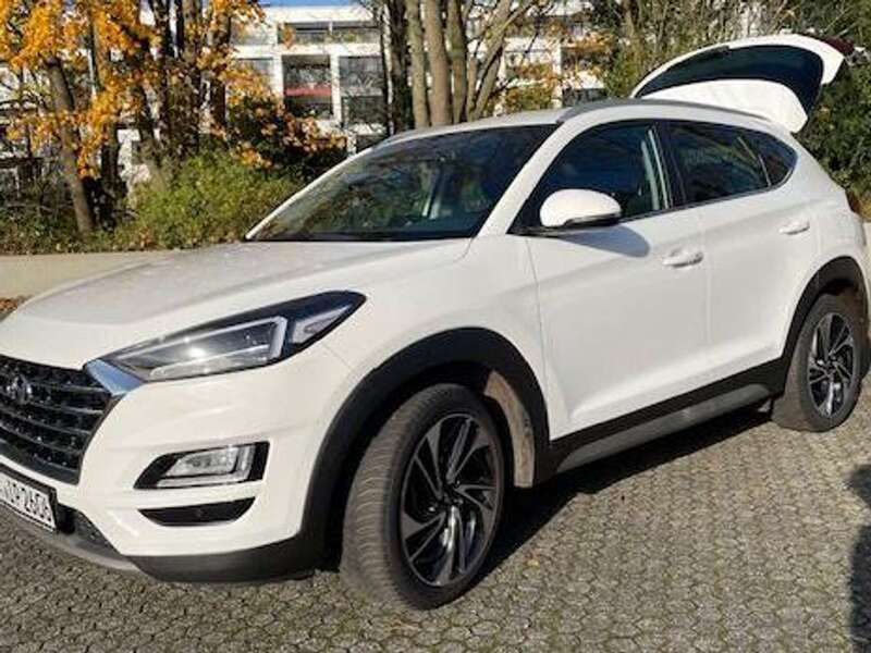 Weiß Gebraucht 2018 Hyundai Tucson Premium SUV | 18.000 € (Guter Preis) - Bild 1/4