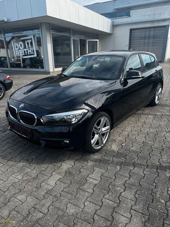 Schwarz Gebraucht 2016 BMW 116 Advantage Kleinwagen | 12.300 € (Fairer Preis) - Bild 1/4
