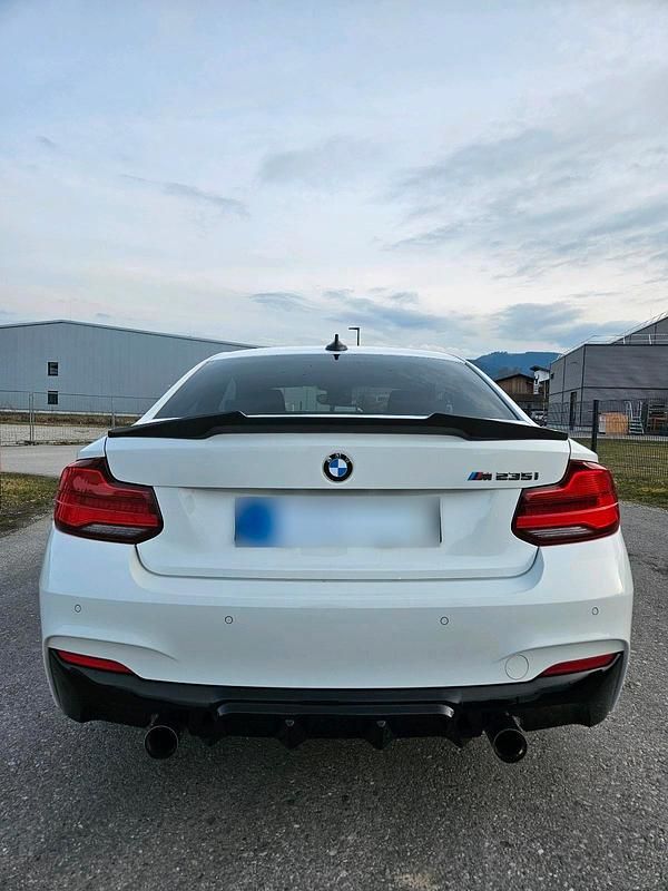 Gebraucht BMW M235 M Performance 326 PS (239 kW) 2014 Weiß Coupé