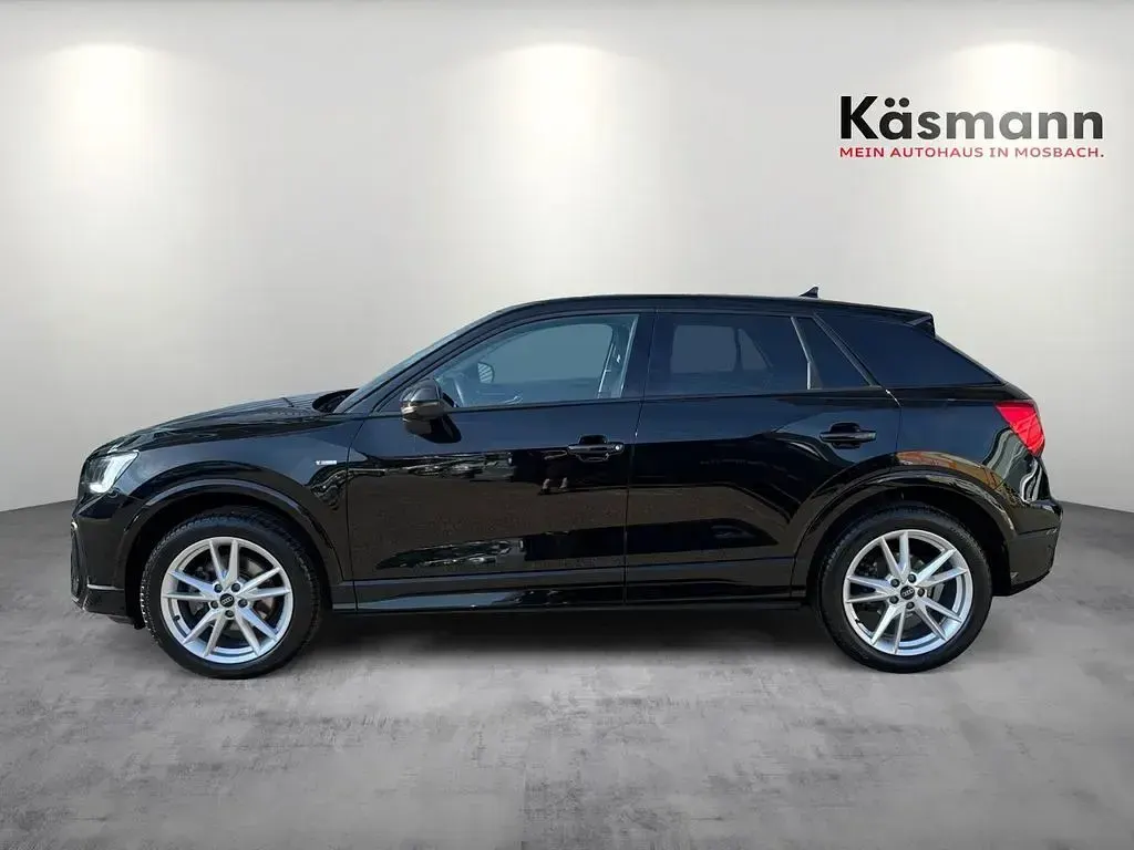 Gebraucht Audi Q2 S-Line 190 PS (139 kW) 2025 Mythosschwarz metallic SUV