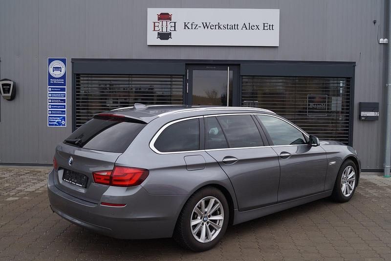 Gebraucht BMW 520 Performance 184 PS (135 kW) 2012 Spacegrau metallic Kombi