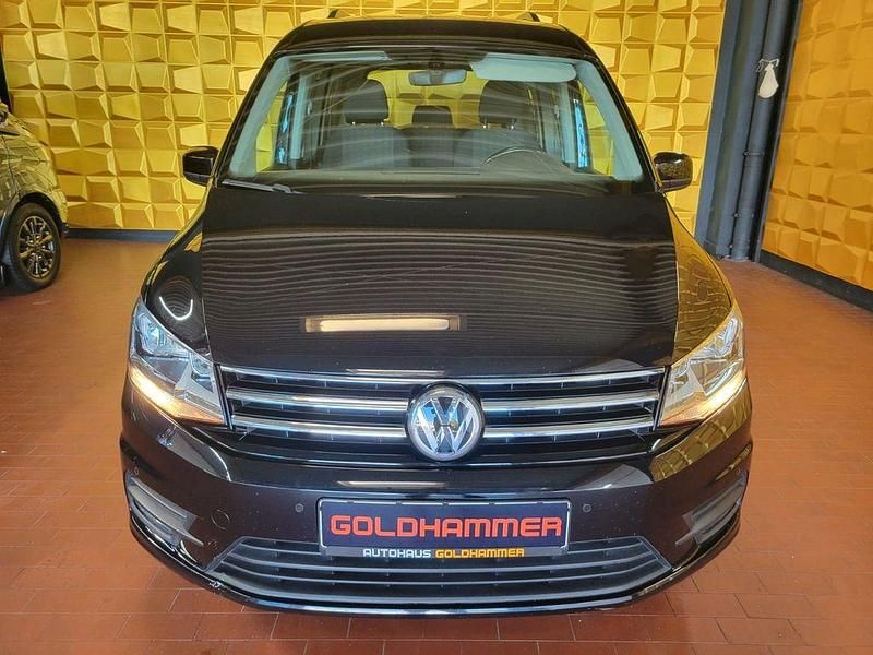 Schwarz Gebraucht 2017 VW Caddy Van / Kleinbus | 15.999 € (Guter Preis) - Bild 1/4