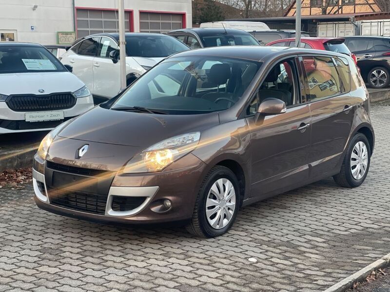 Braun Gebraucht 2012 Renault Scénic III Dynamique Van / Kleinbus | 3.399 € (Superpreis) - Bild 1/4