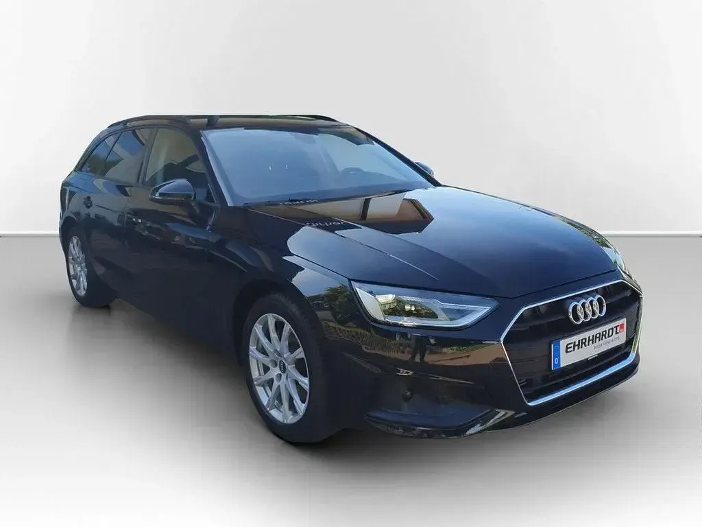 Gebraucht Audi A4 150 PS (110 kW) 2022 Schwarz Kombi