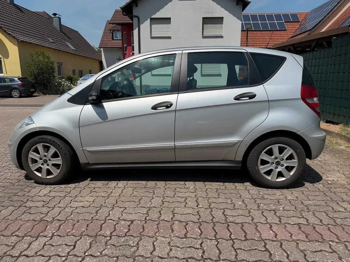 Gebraucht Mercedes A150 95 PS (69 kW) 2007 Grau Limousine