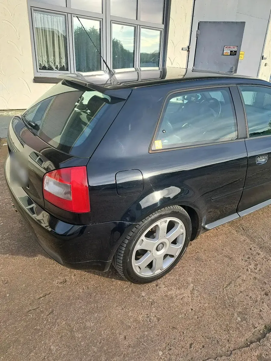 Gebraucht Audi S3 225 PS (165 kW) 2001 Schwarz Kleinwagen