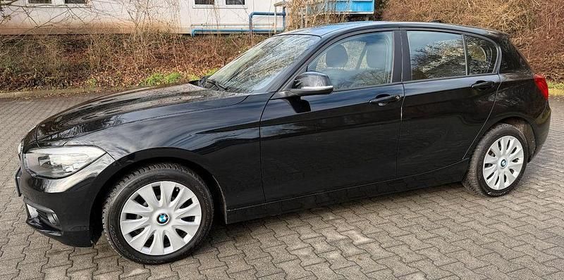 Gebraucht BMW 116 Advantage 109 PS (80 kW) 2016 Schwarz Kleinwagen