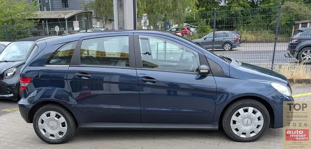 Gebraucht Mercedes B200 136 PS (100 kW) 2006 Blau Van / Kleinbus