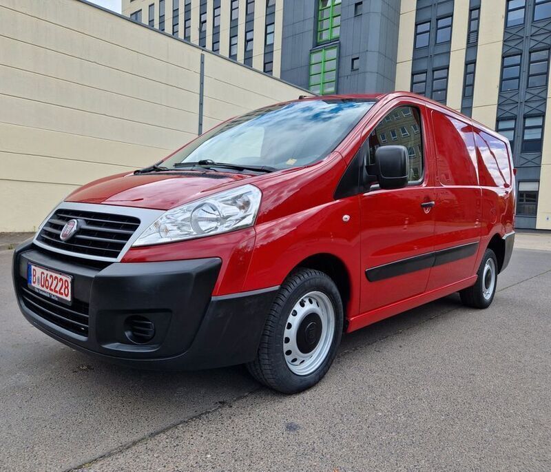 Rot Gebraucht 2015 Fiat Scudo Van / Kleinbus | 6.490 € (Fairer Preis) - Bild 1/4